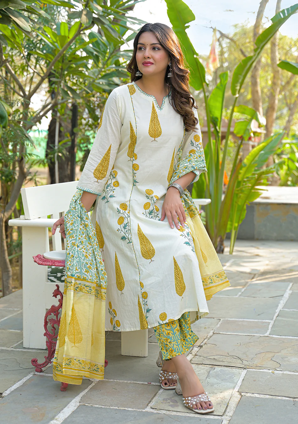 Aravalii Amaltas Noor Suit Set - Image 3