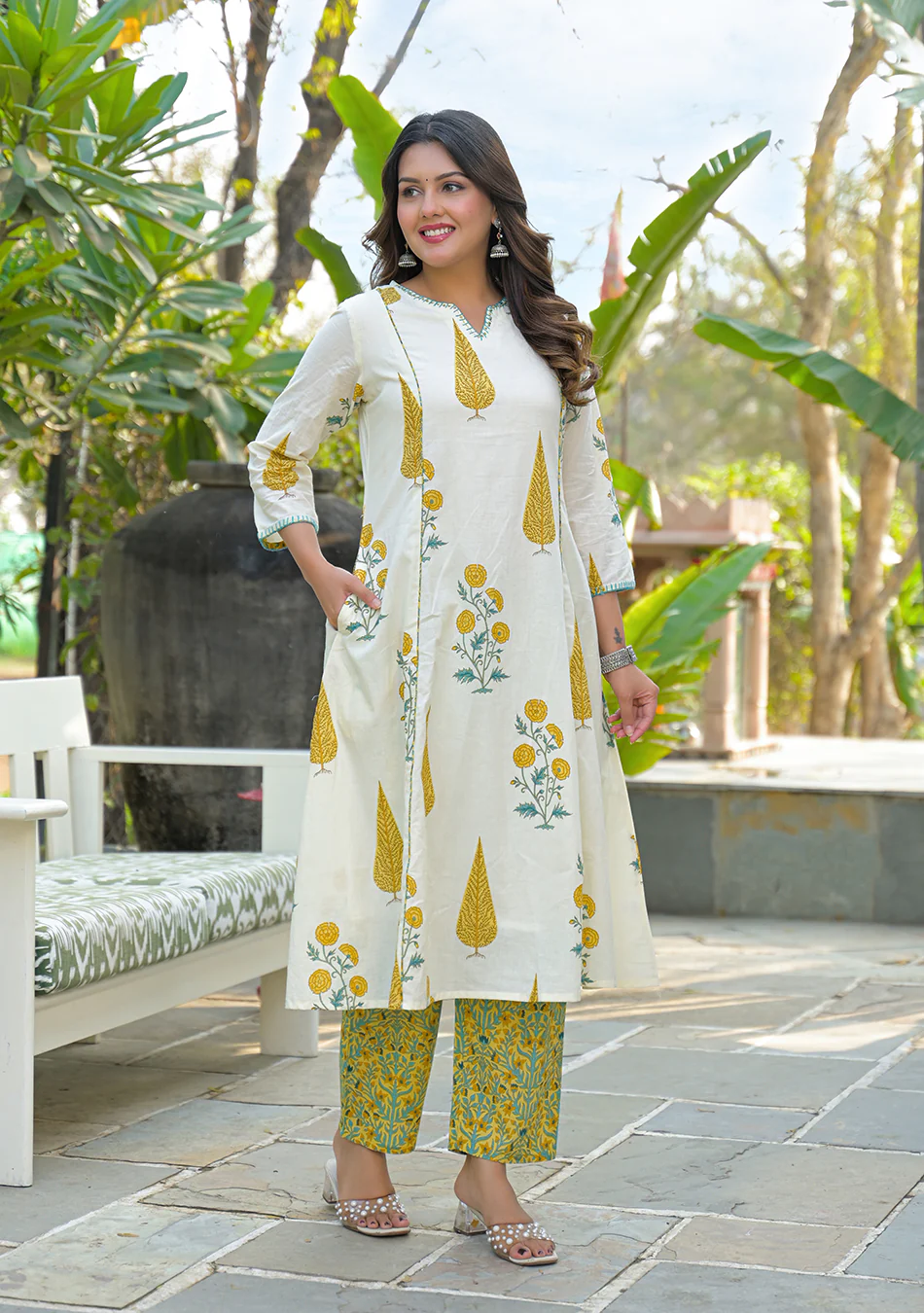 Aravalii Amaltas Noor Suit Set - Image 9