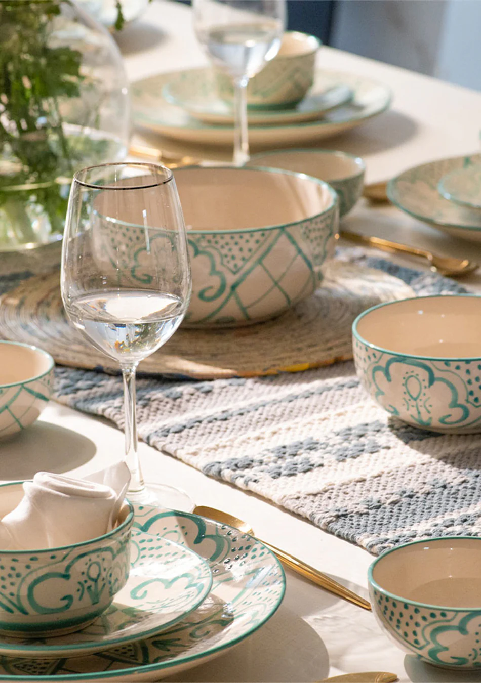 Aquamarine Mandala Dinnerset - Set of 14 - Image 3