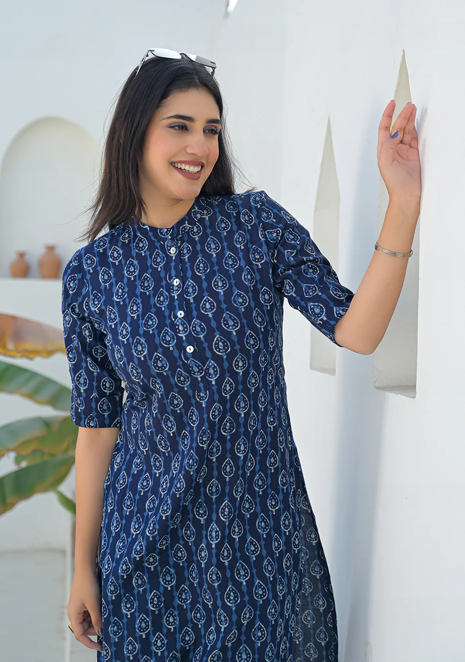 Aravalii Indigo Raindrop Motif Kurta - Image 2