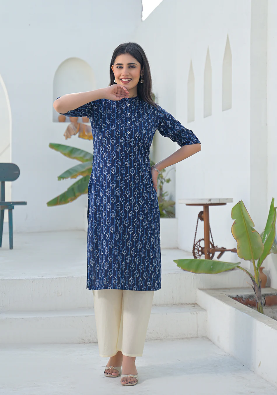 Aravalii Indigo Raindrop Motif Kurta - Image 7