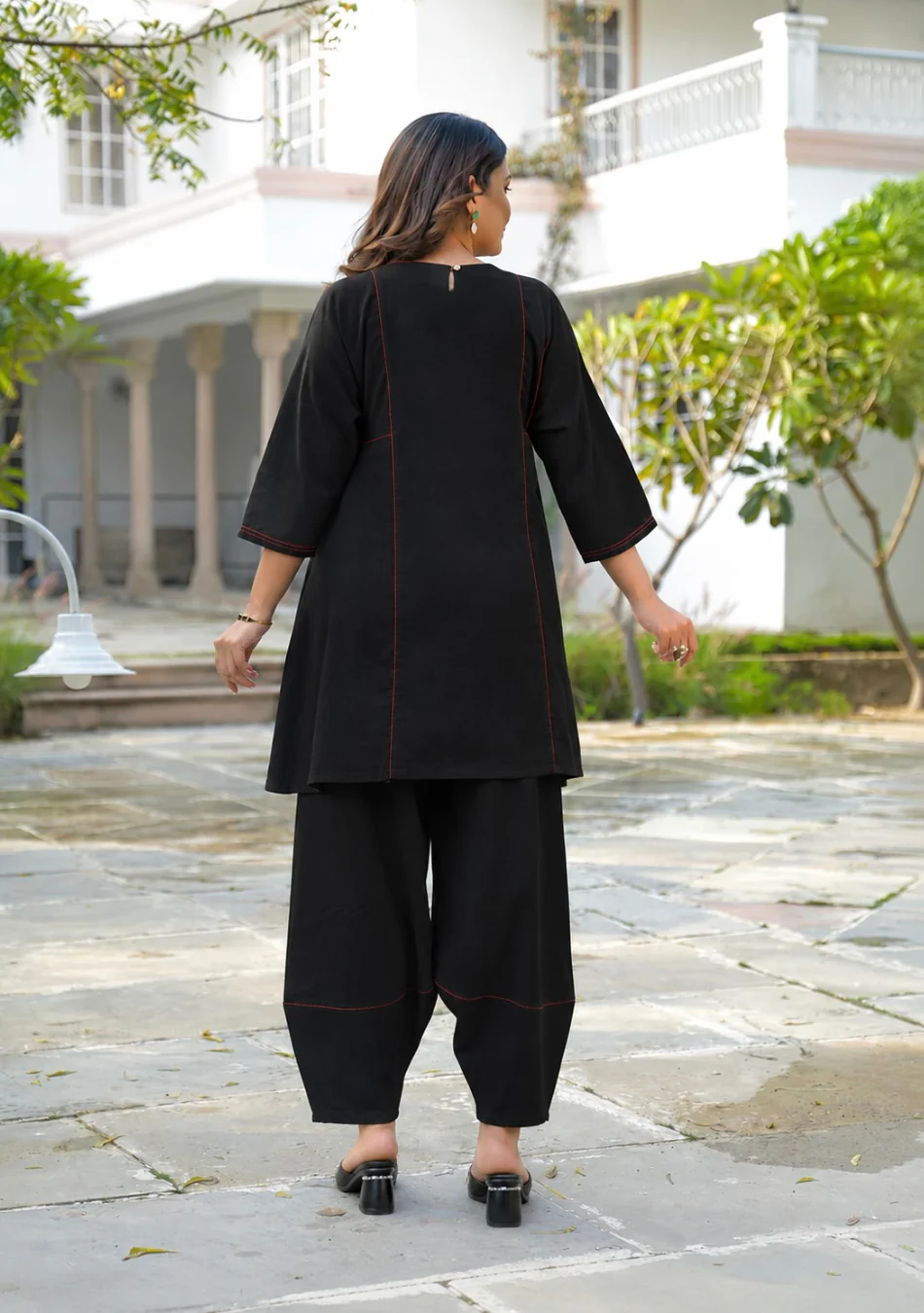 Aravalii Onyx Flow Co-ord Set - Image 10