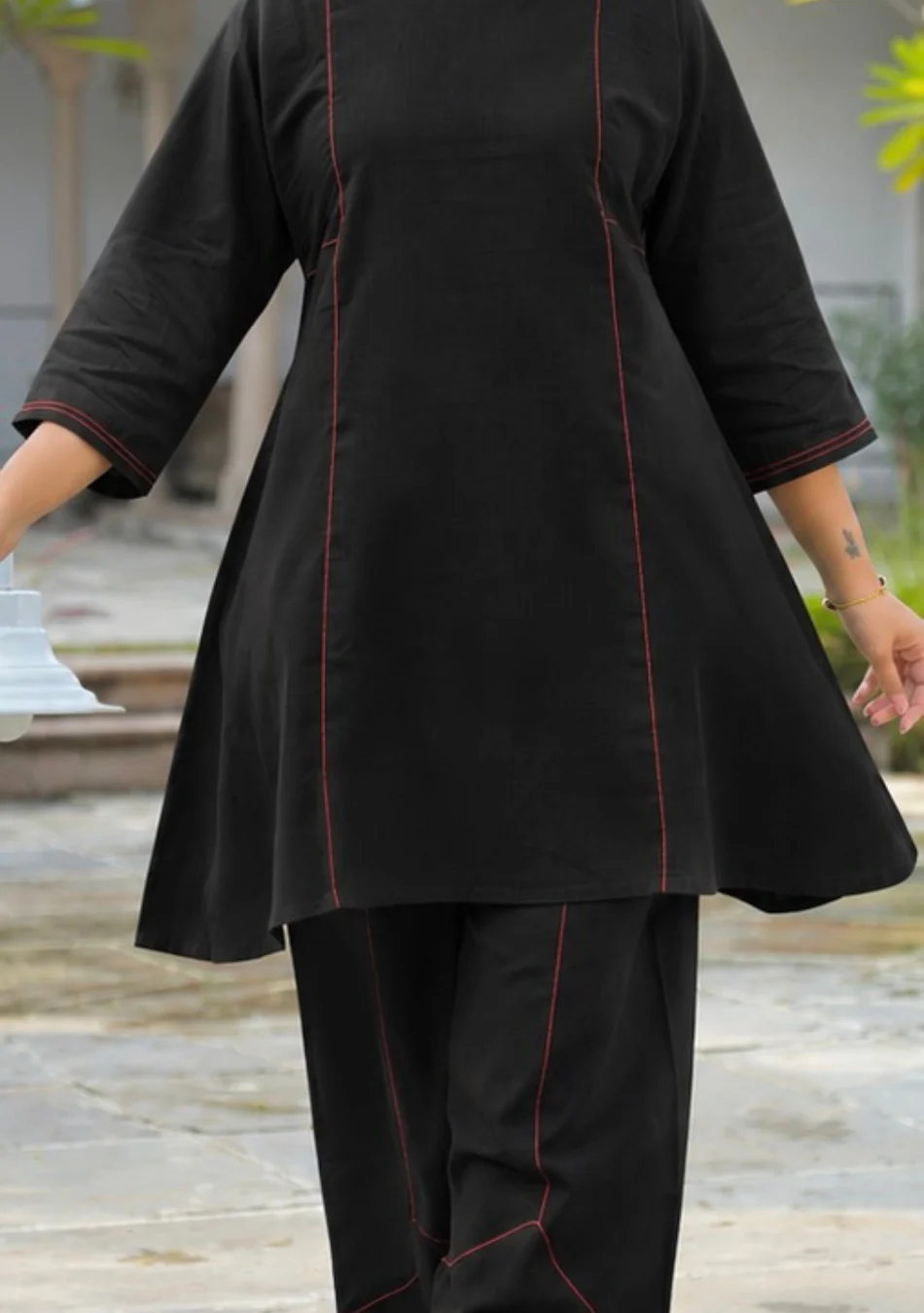 Aravalii Onyx Flow Co-ord Set - Image 8