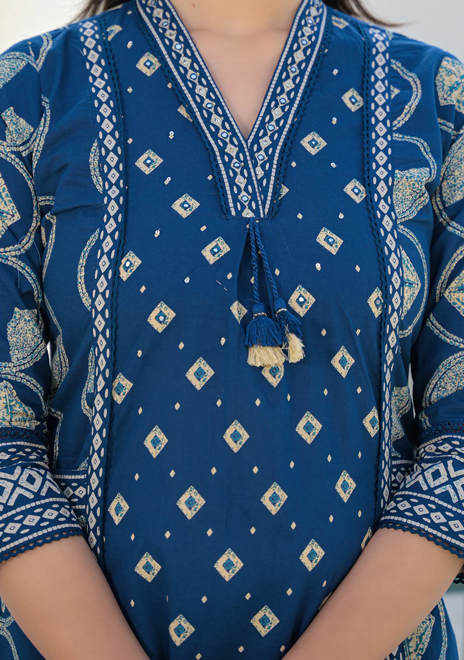 Aravalii Regal Indigo Motif Suit Set - Image 6