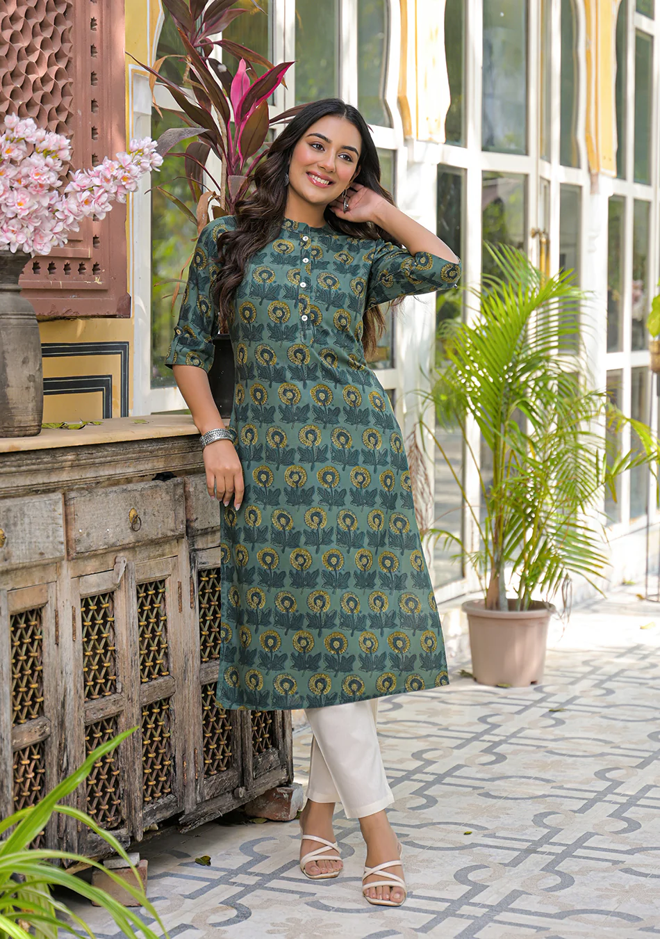 Aravalii Teal Mustard Floral Buta Kurta - Image 3