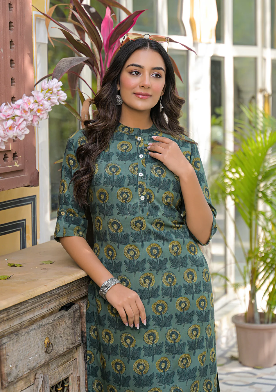 Aravalii Teal Mustard Floral Buta Kurta - Image 7