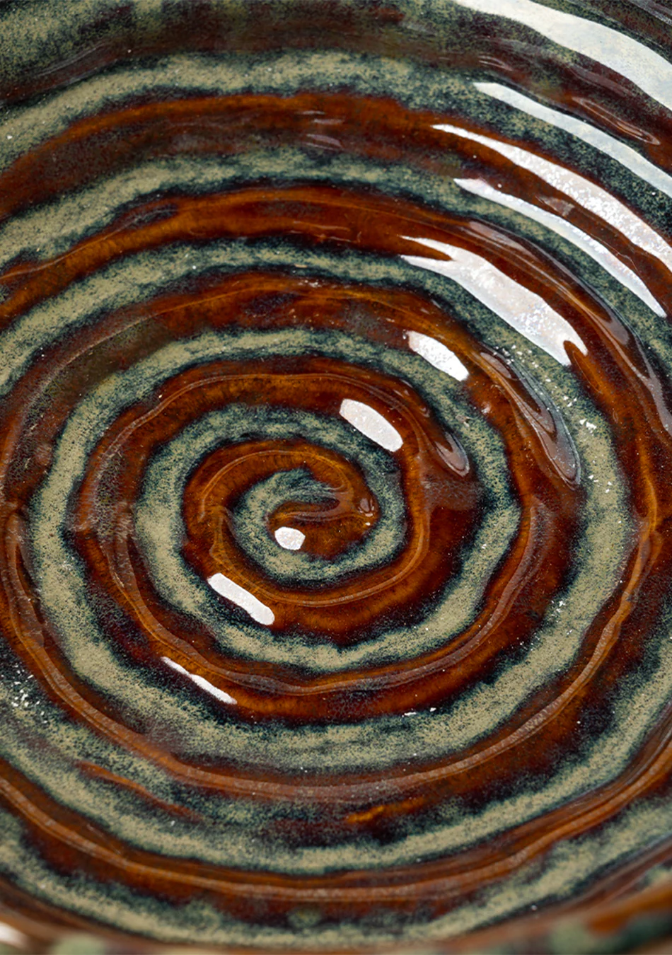 Auburn Glisten Seashell Serving Bowl (large) - Image 3