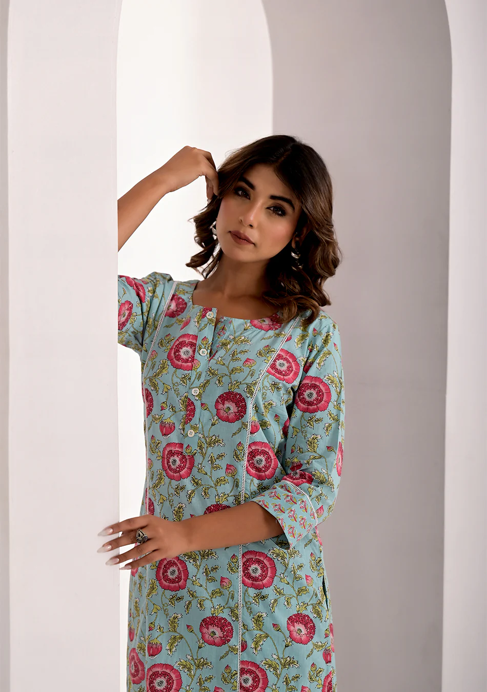 Sanganeri Bloom Kurta Set - Image 2