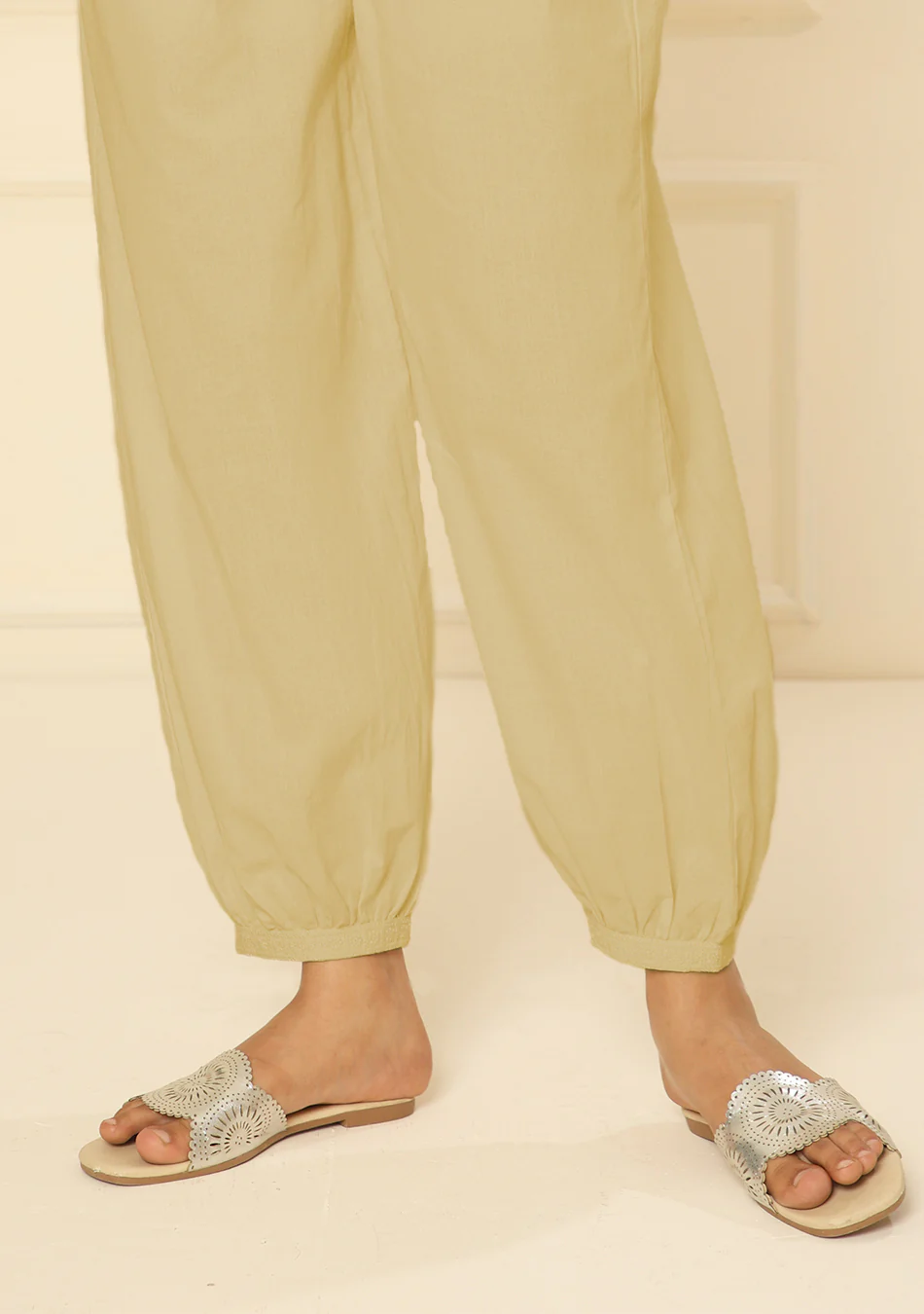 BEIGE EMBROIDERED LACE CUFF PANTS - Image 2