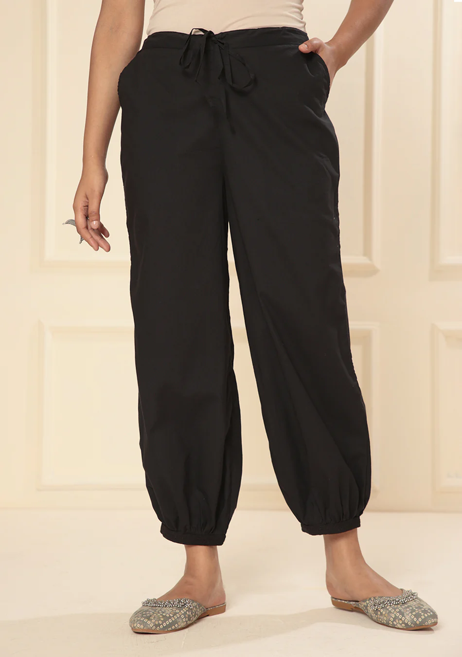 Black embroidered lace cuff pants - Image 3
