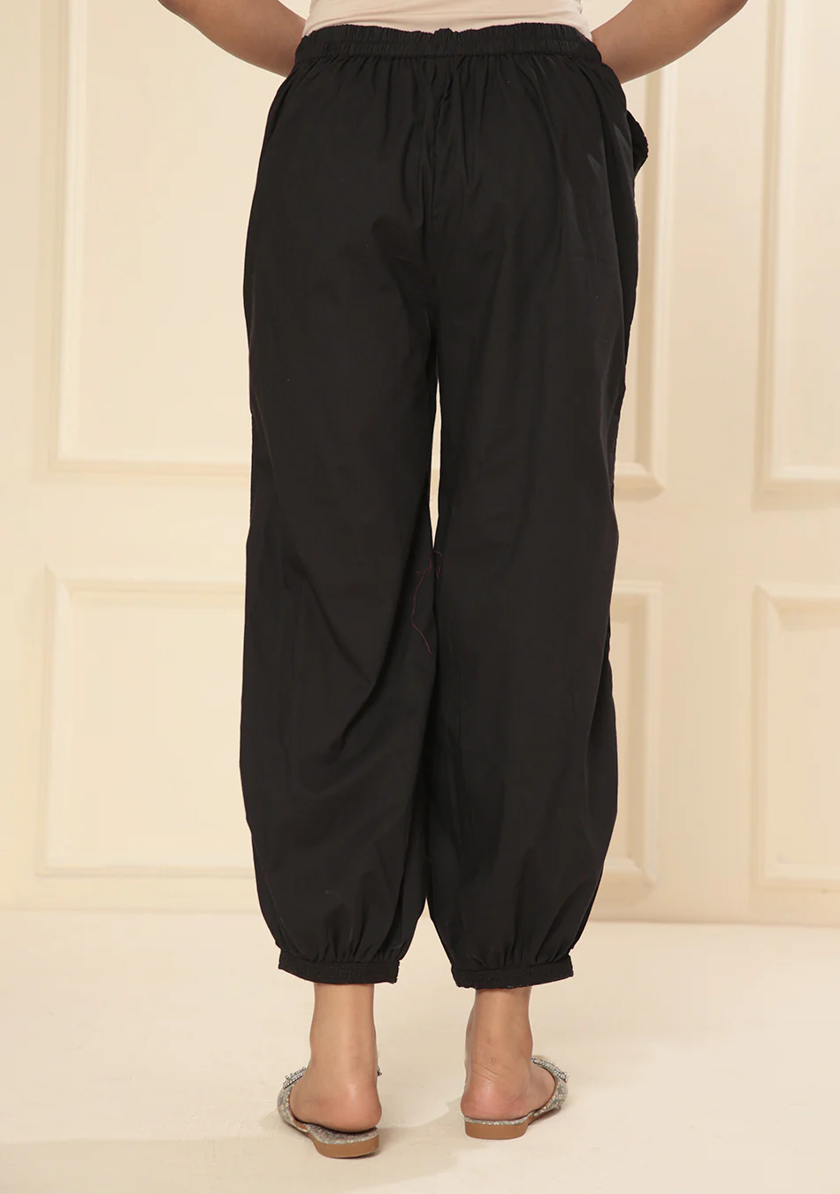 Black embroidered lace cuff pants - Image 4