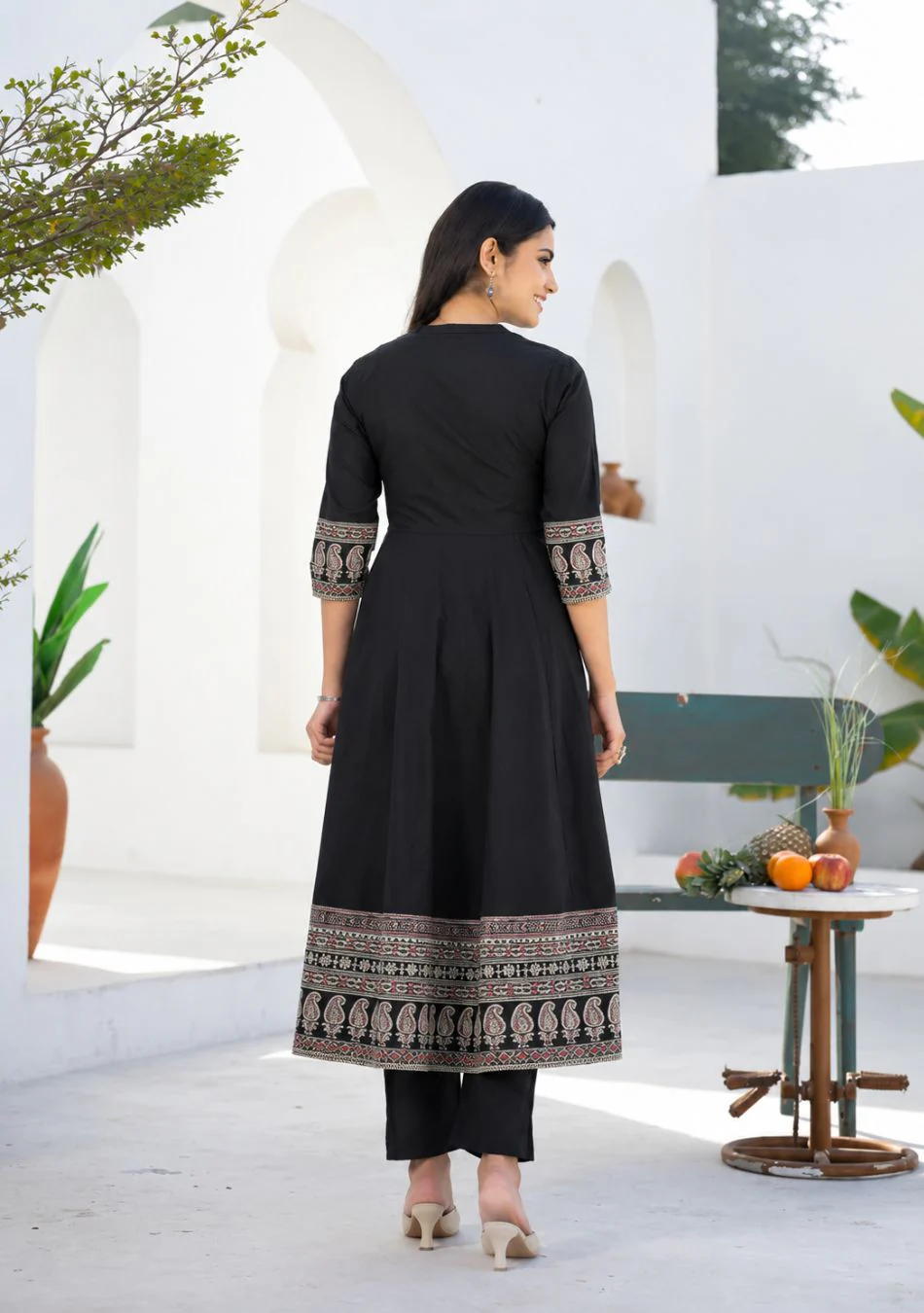 Aravalii Noir Paisley Heritage Anarkali Set - Image 6