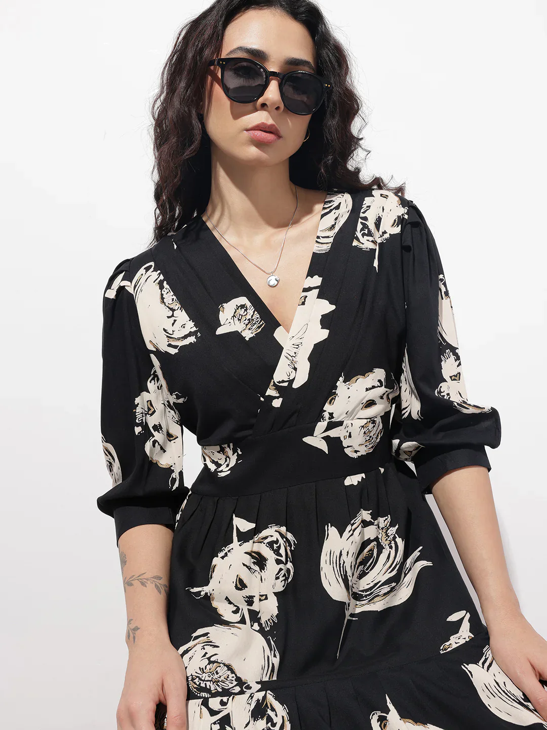Aravalii Black V-Neck Midi Dress