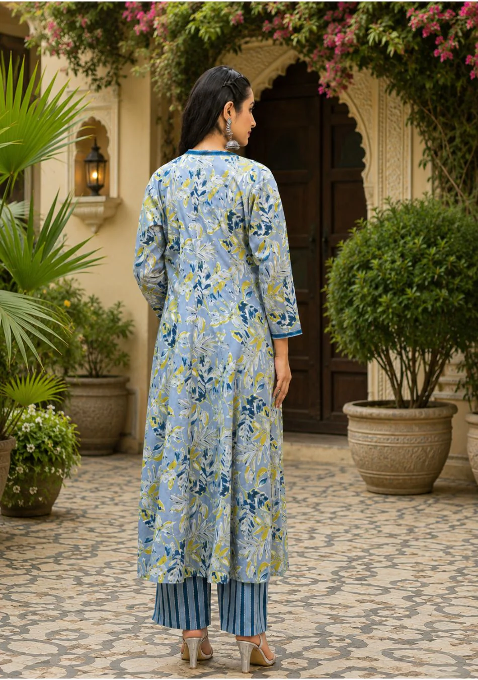 The Riviera Bloom Suit Set - Image 4