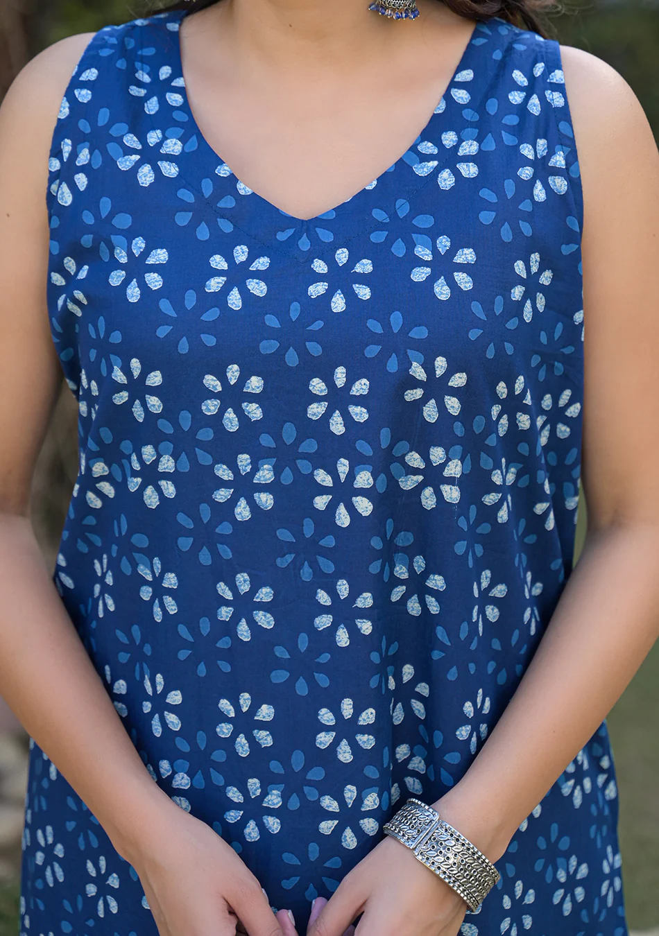 Indigo Floral Print Midi Dress - Image 6