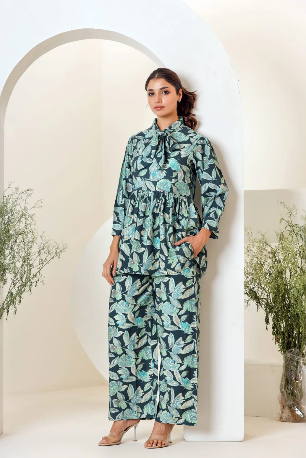 Green Floral Print Muslin Peplum Top With Bell-Bottom - Image 2
