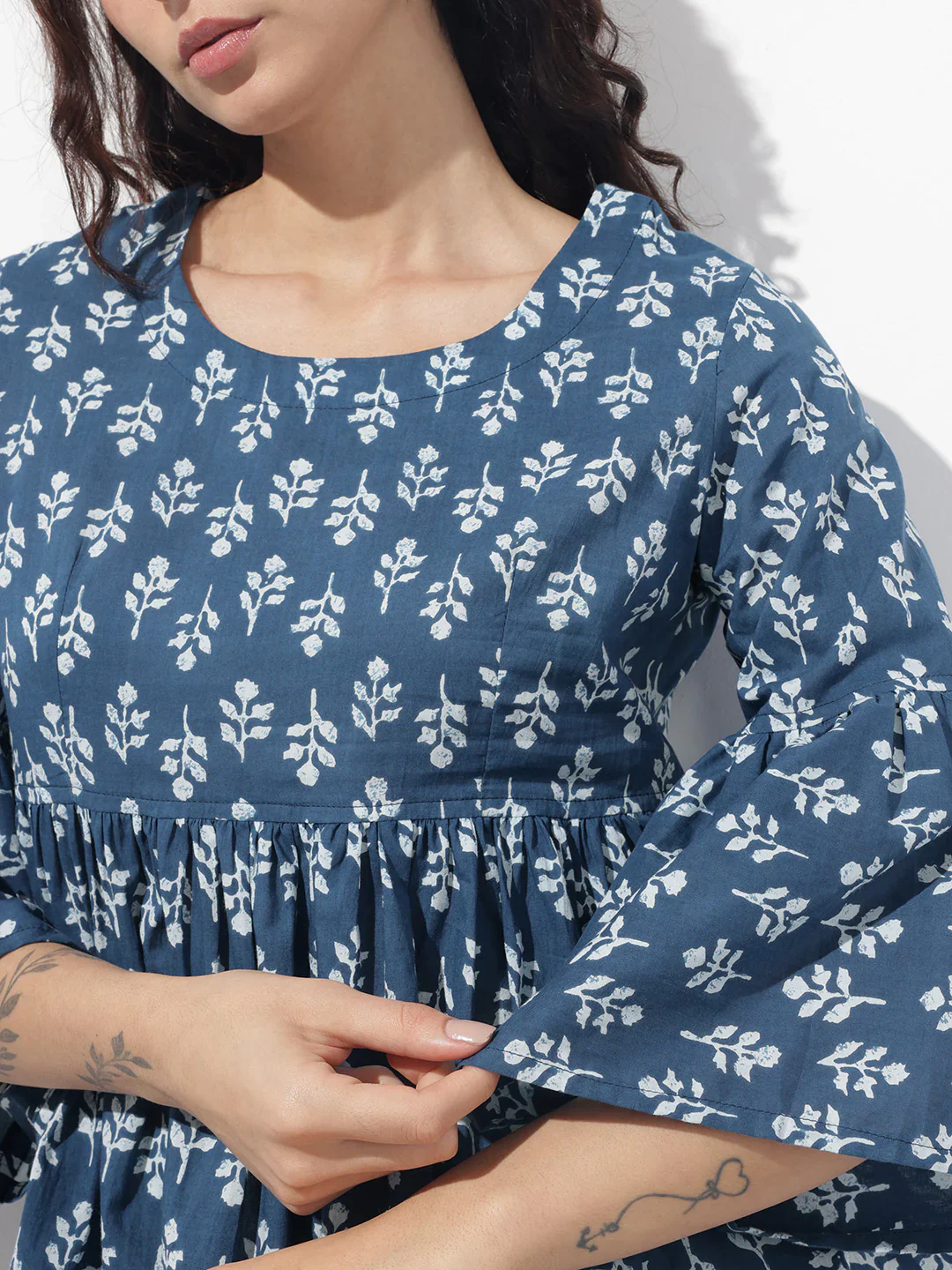 Blue Floral Round Neck Peplum Top - Image 3