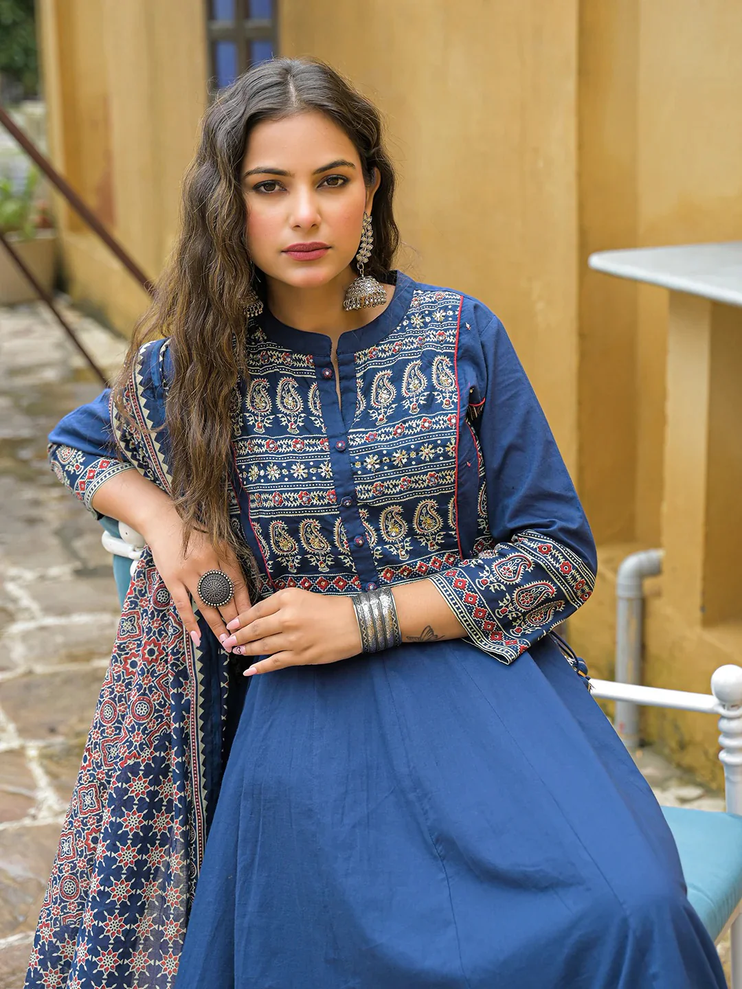 Aravalii Royal Paisley Anarkali Set - Image 14