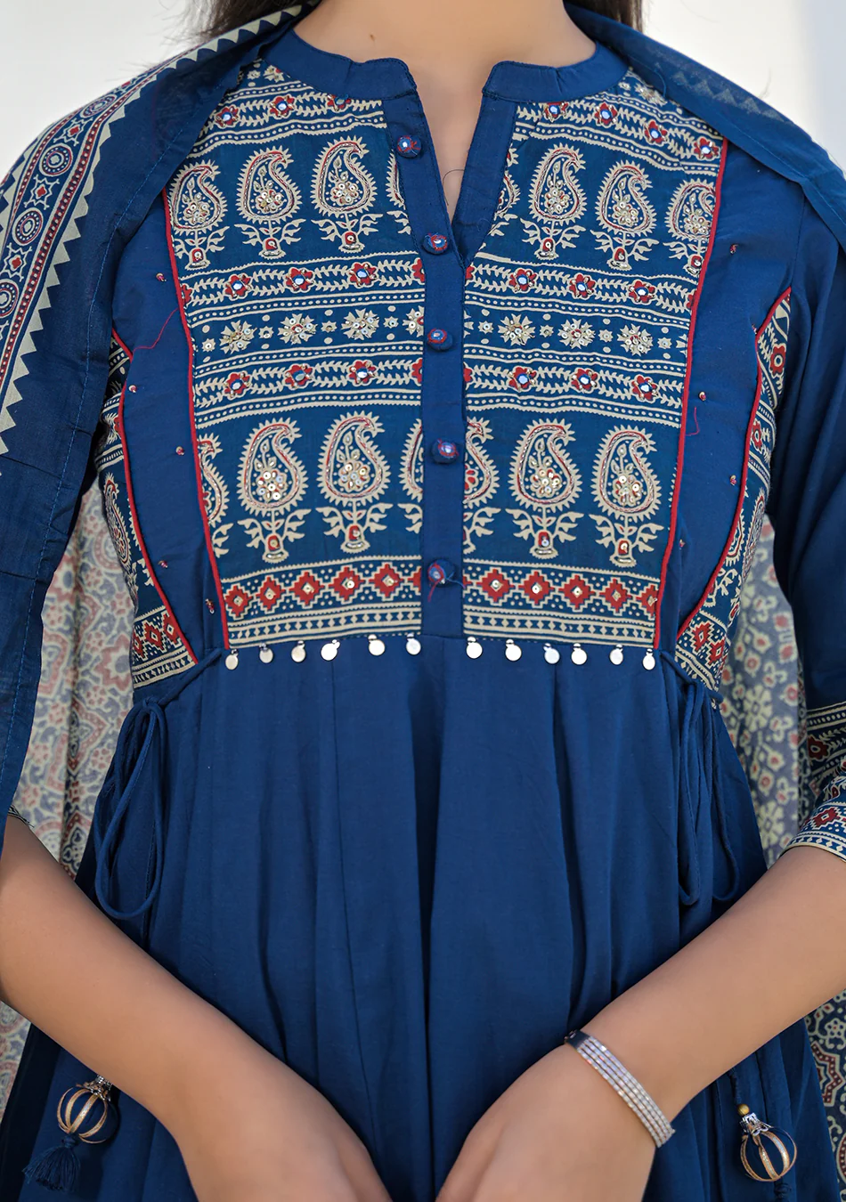 Aravalii Royal Paisley Anarkali Set - Image 5