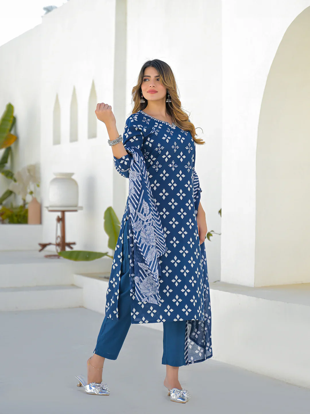 Blue Round Neck Cotton Straight Kurta Pant Set With Dupatta - Image 6