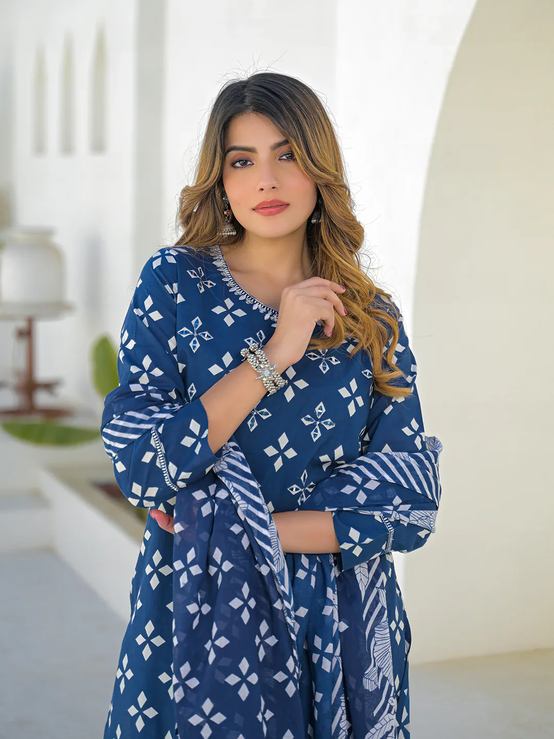 Blue Round Neck Cotton Straight Kurta Pant Set With Dupatta - Image 7