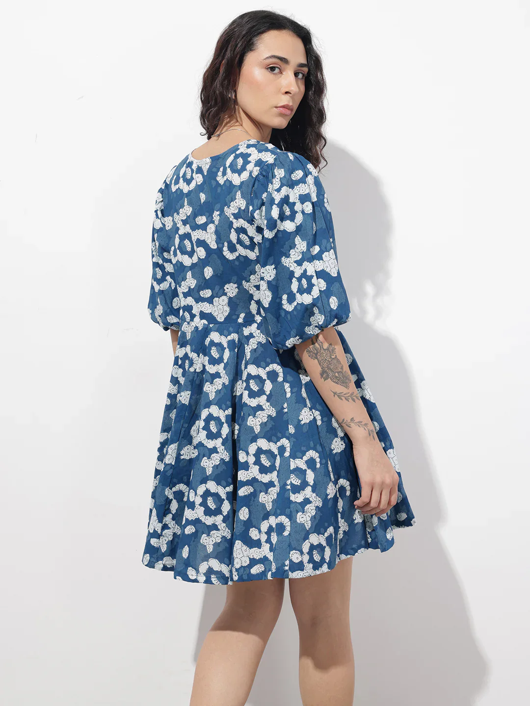 Blue V-Neck Short Bell Sleeves Mini Cotton Dress - Image 6