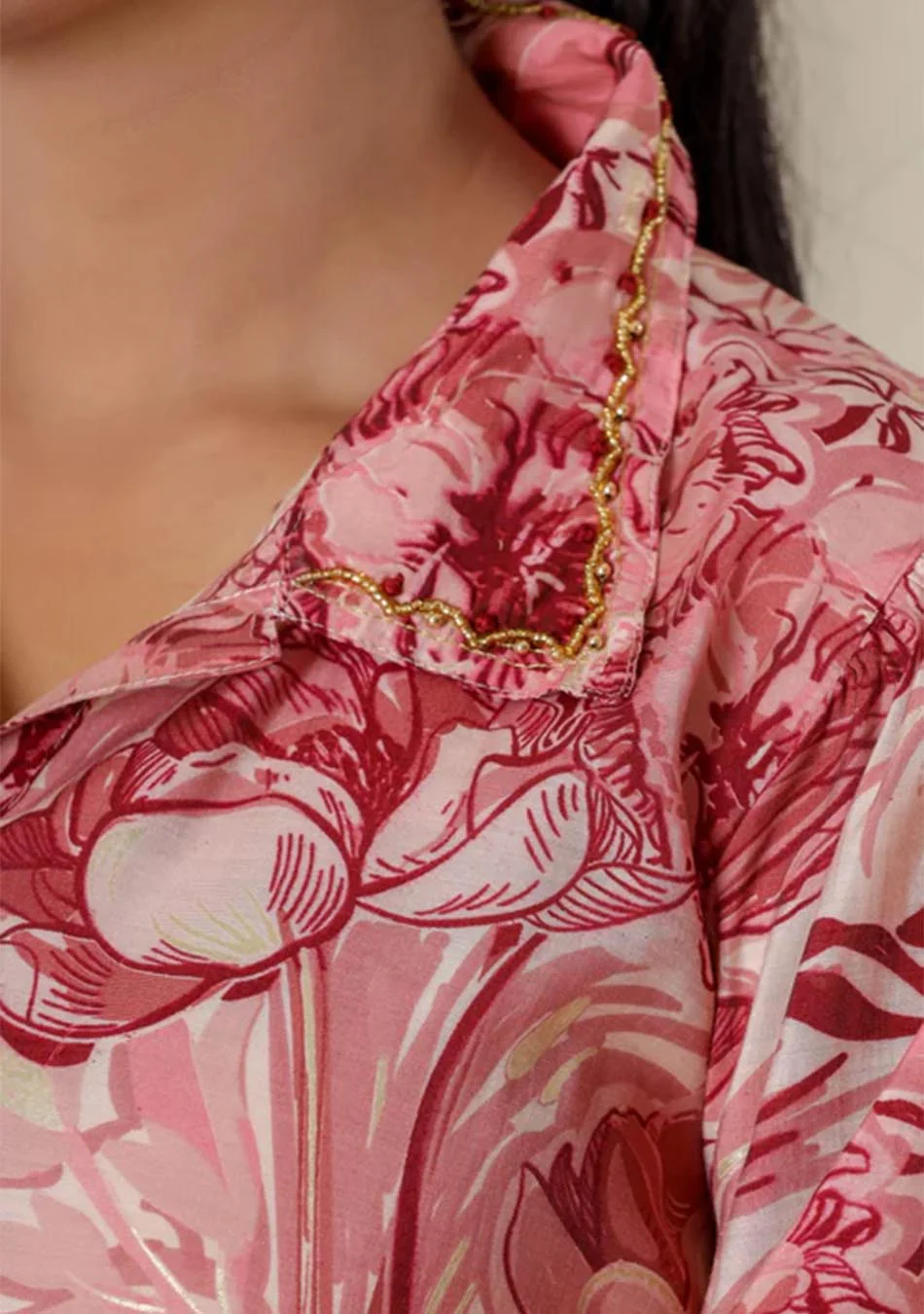 Maroon & White Print Muslin Kurta With Hem Cuffed Pant Set - Image 4