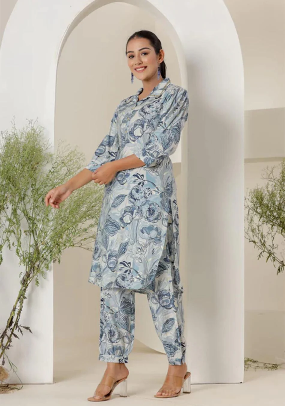 Blue & White Print Muslin Kurta with Hem Cuffed Pant Set - Image 2