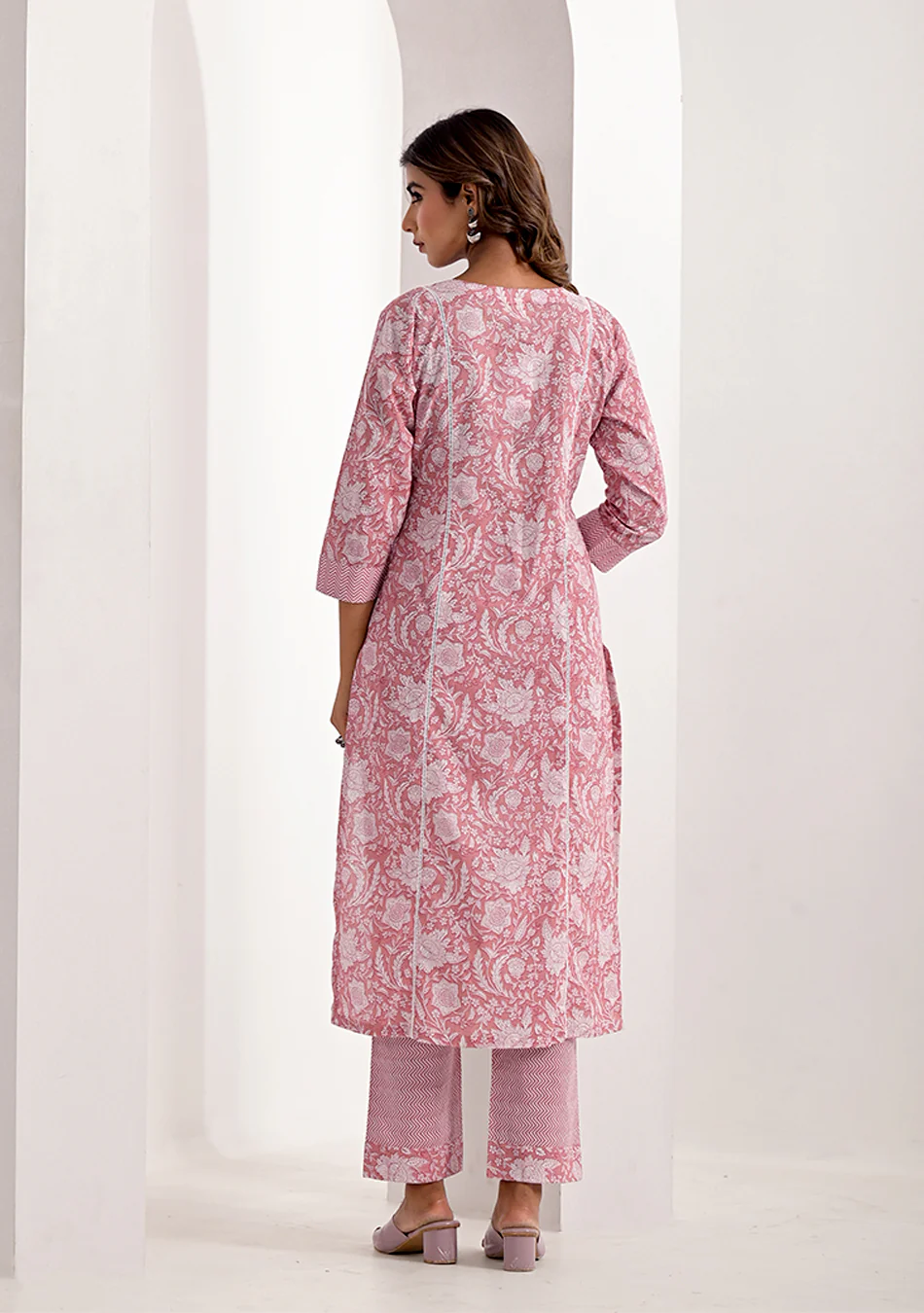 Raasberry Floral Kurta Pant Set - Image 5