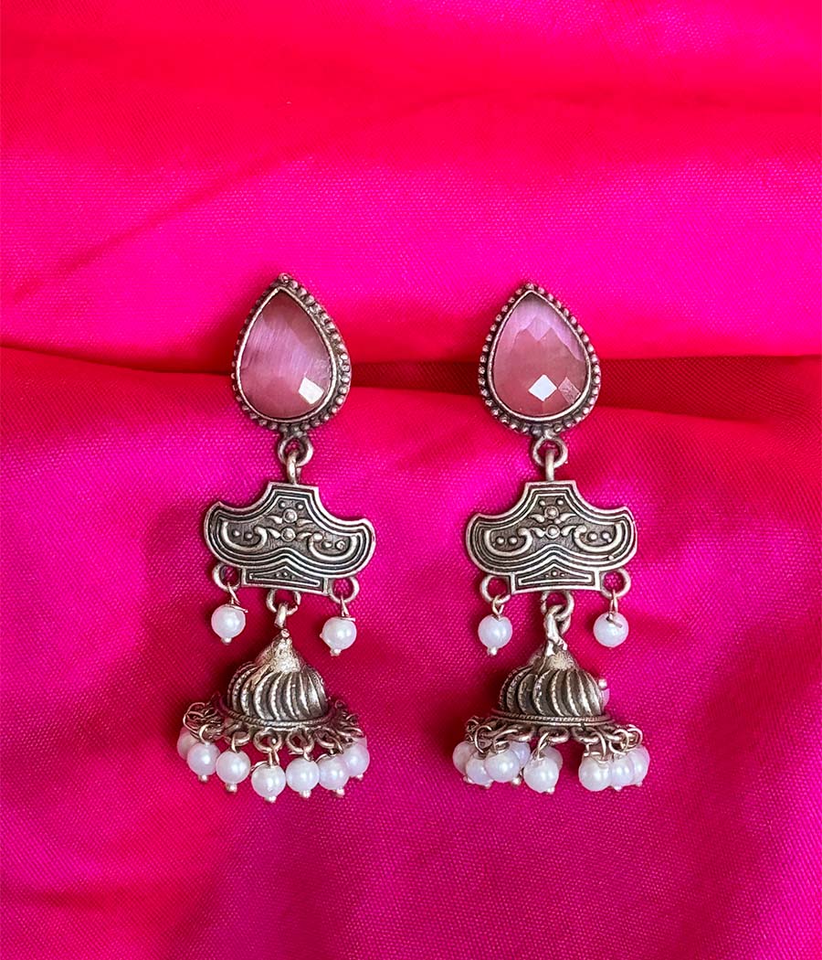 Blush Gem Pearl Cascade Danglers - Image 3