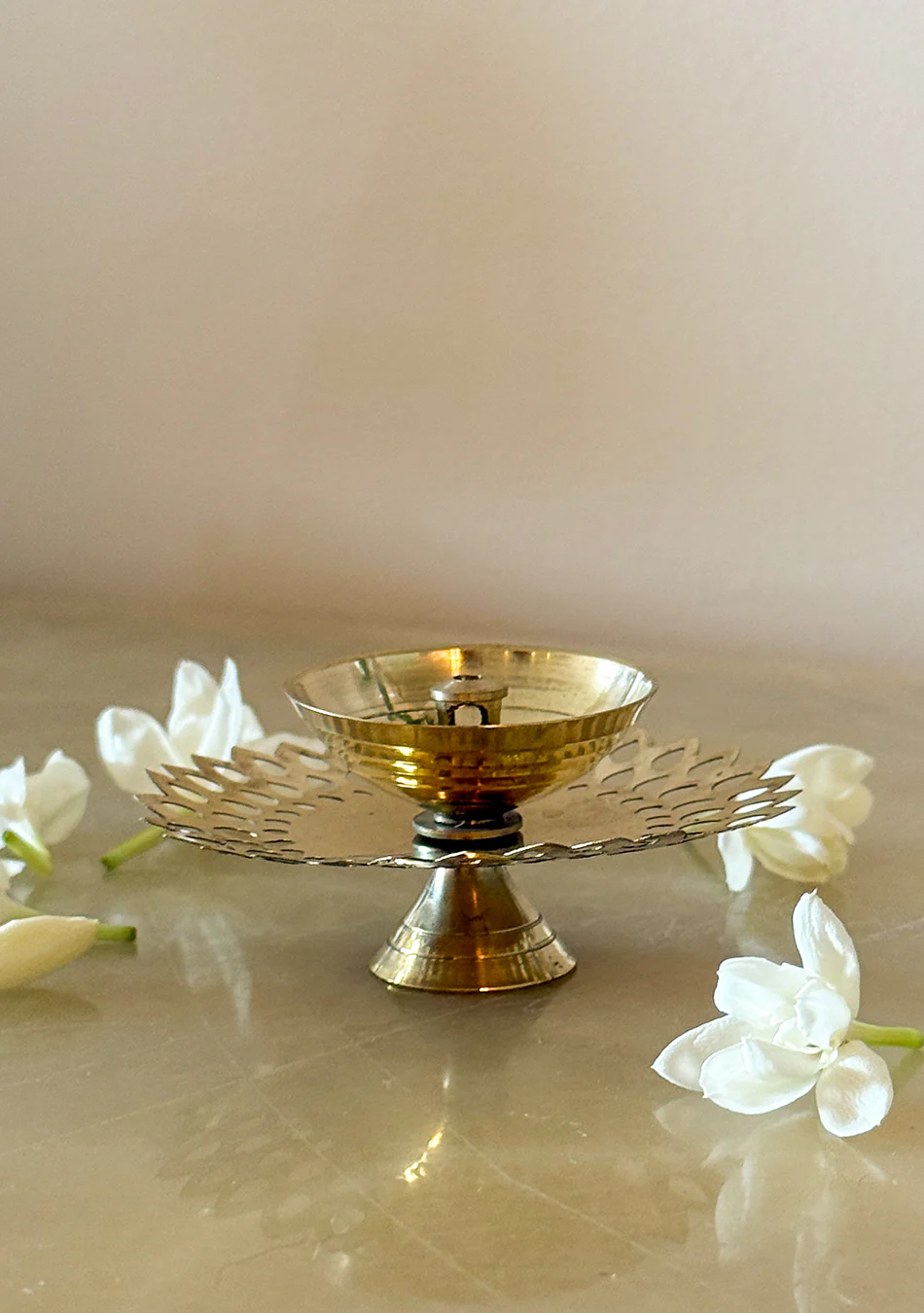 Brass round flower Diya - Image 2