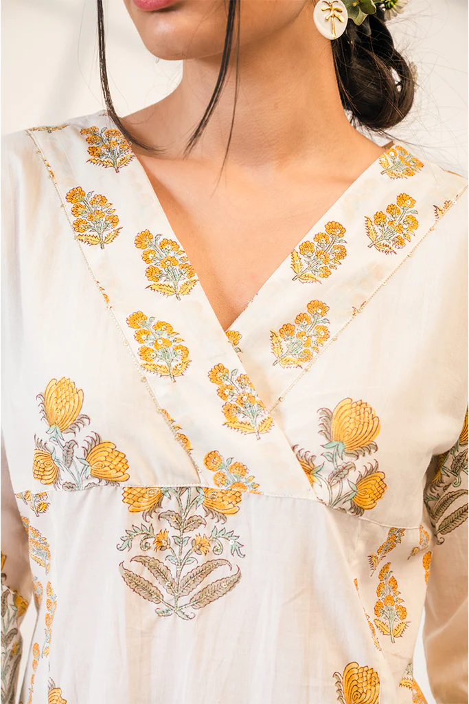 Breezy White & Yellow Flow Kurta & Pant Set - Image 3