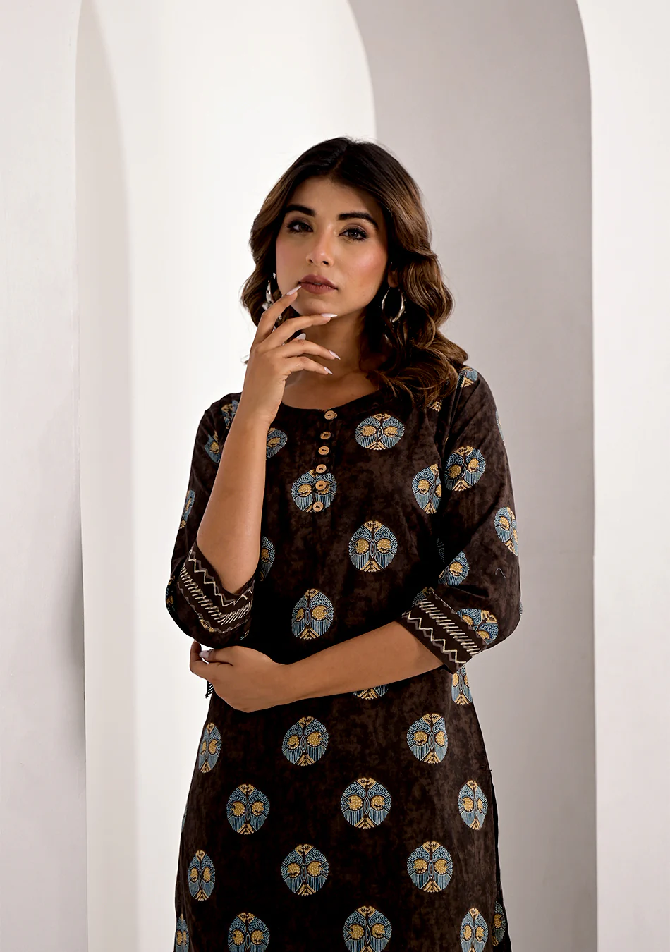 Sienna Noir Artisanal Kurta Set - Image 2