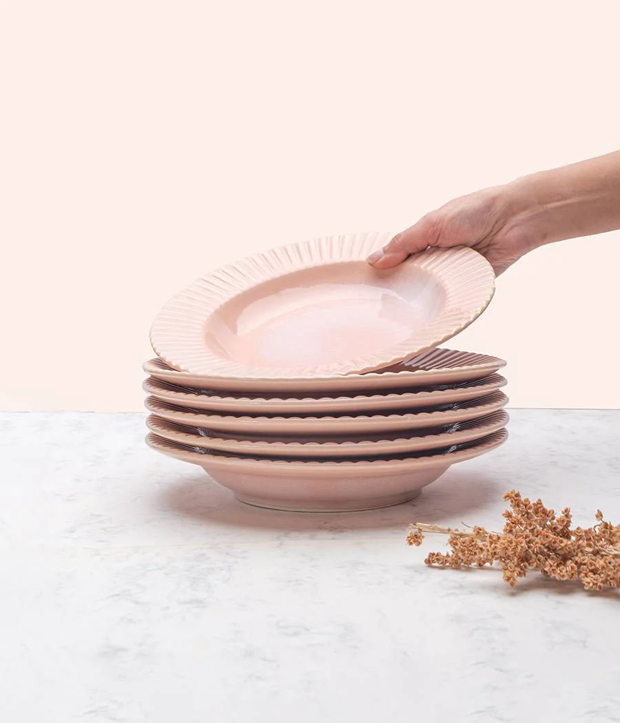 Coral Pasta Plates - Image 3