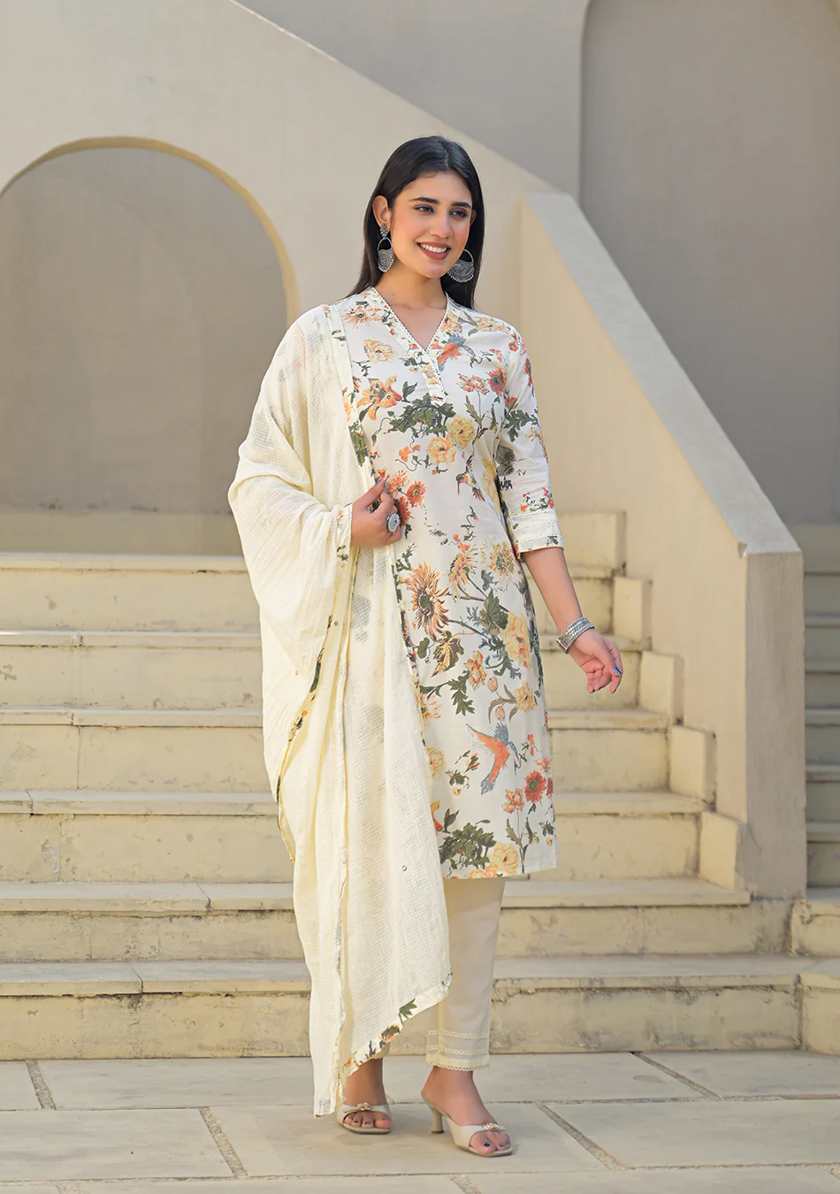 Amalfi Bloom Suit Set - Image 10