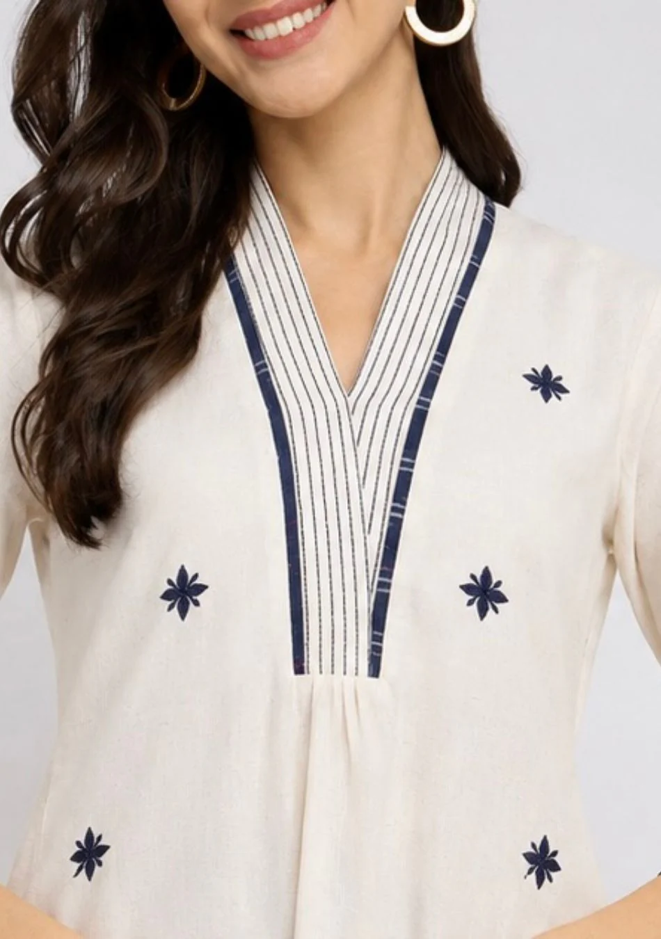 Aravalii Ivory Ikkat Noor Suit Set - Image 6
