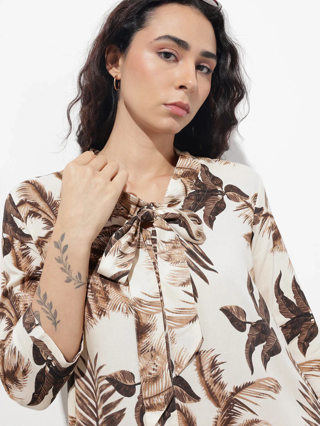 Cream Tie up Neck Rayon Maxi Dress - Image 2