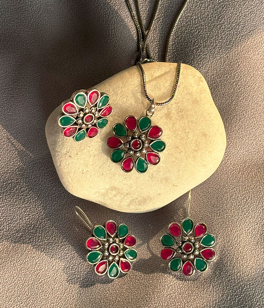 Crimson & Ivy Blossom Pendant Set - Image 10