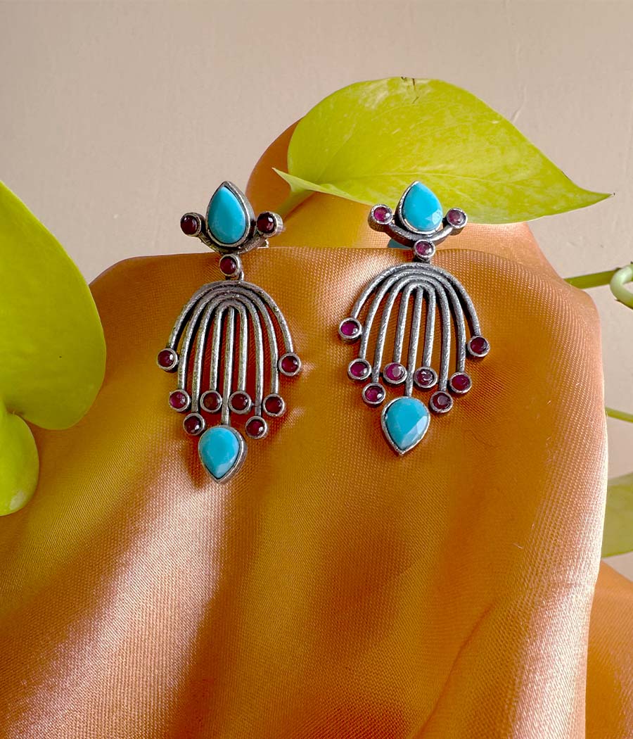 CYAN FROST RADIANCE STUDS - Image 6