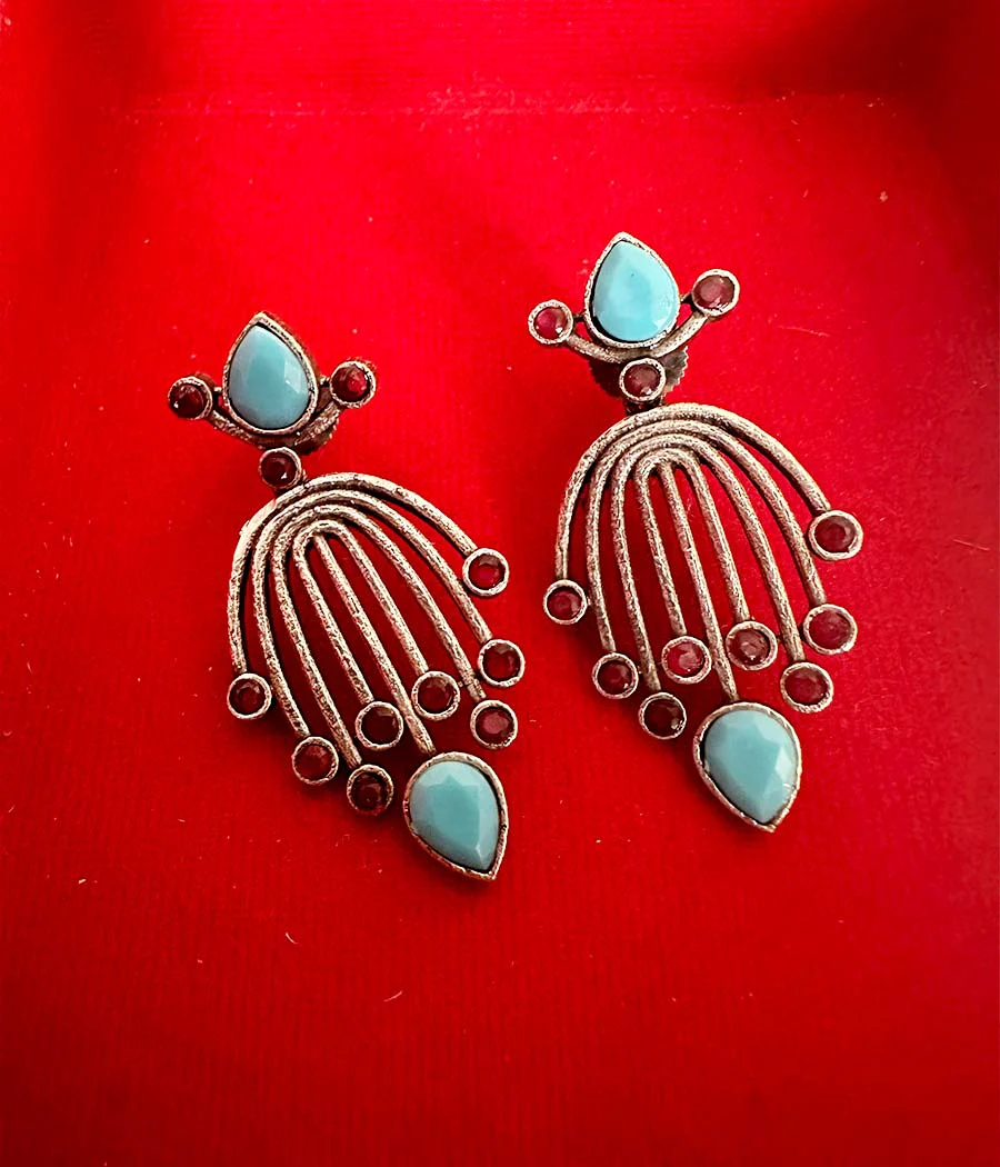 CYAN FROST RADIANCE STUDS - Image 7