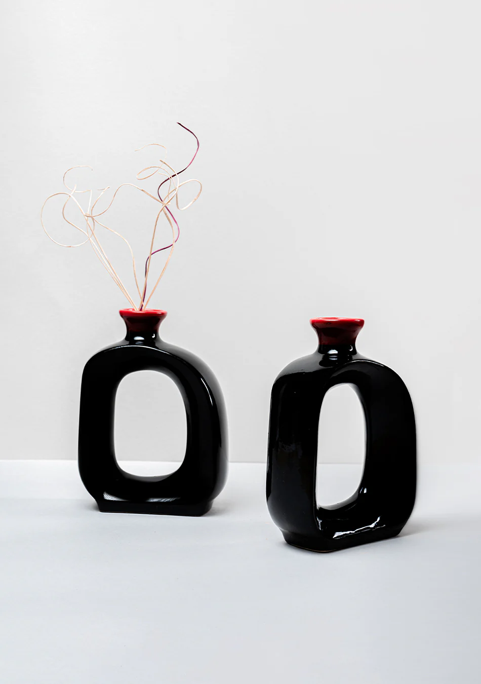 Dense Black Vase - Image 3
