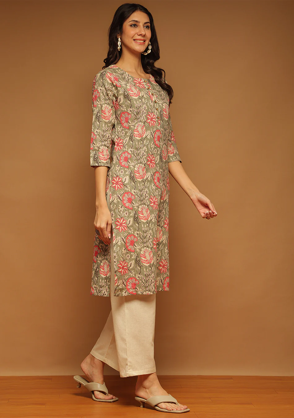 Desert Bloom Kurta - Image 2
