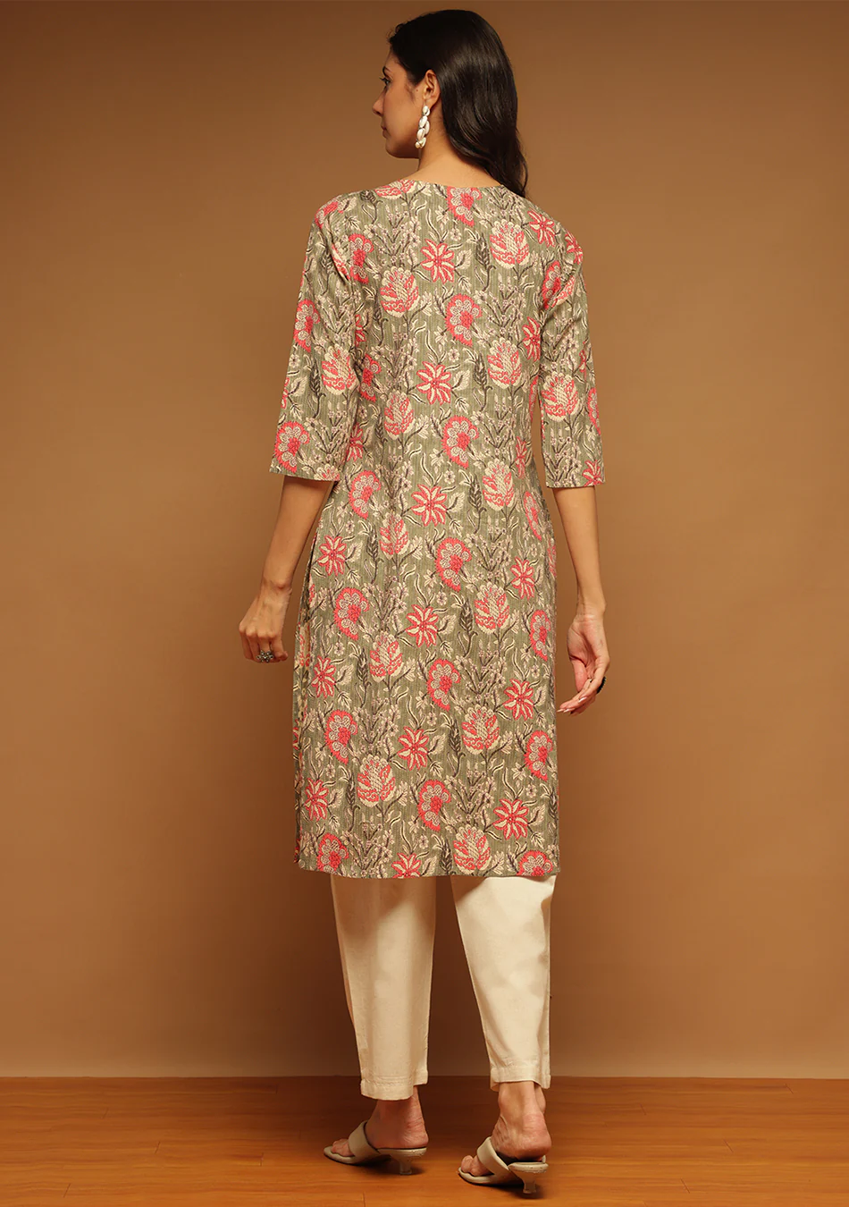 Desert Bloom Kurta - Image 5