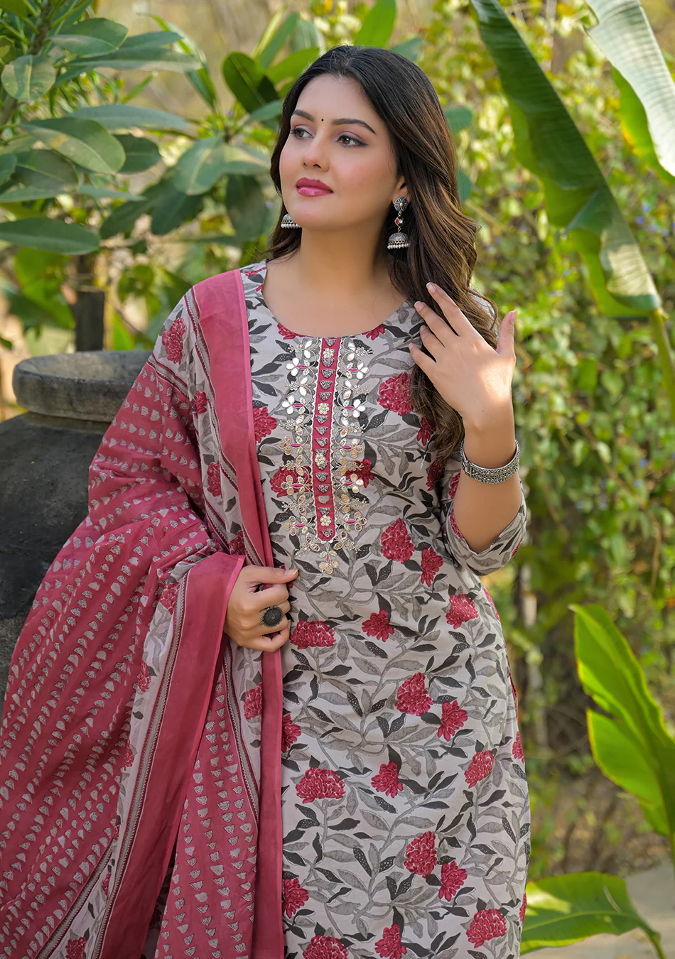 Aravalii Desert Rose Suit Set - Image 4