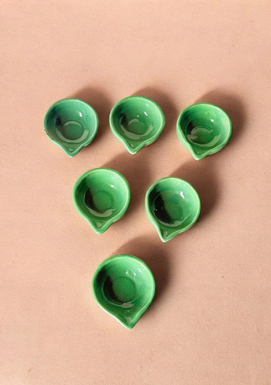 Green glazed diya set of 6 - Image 6
