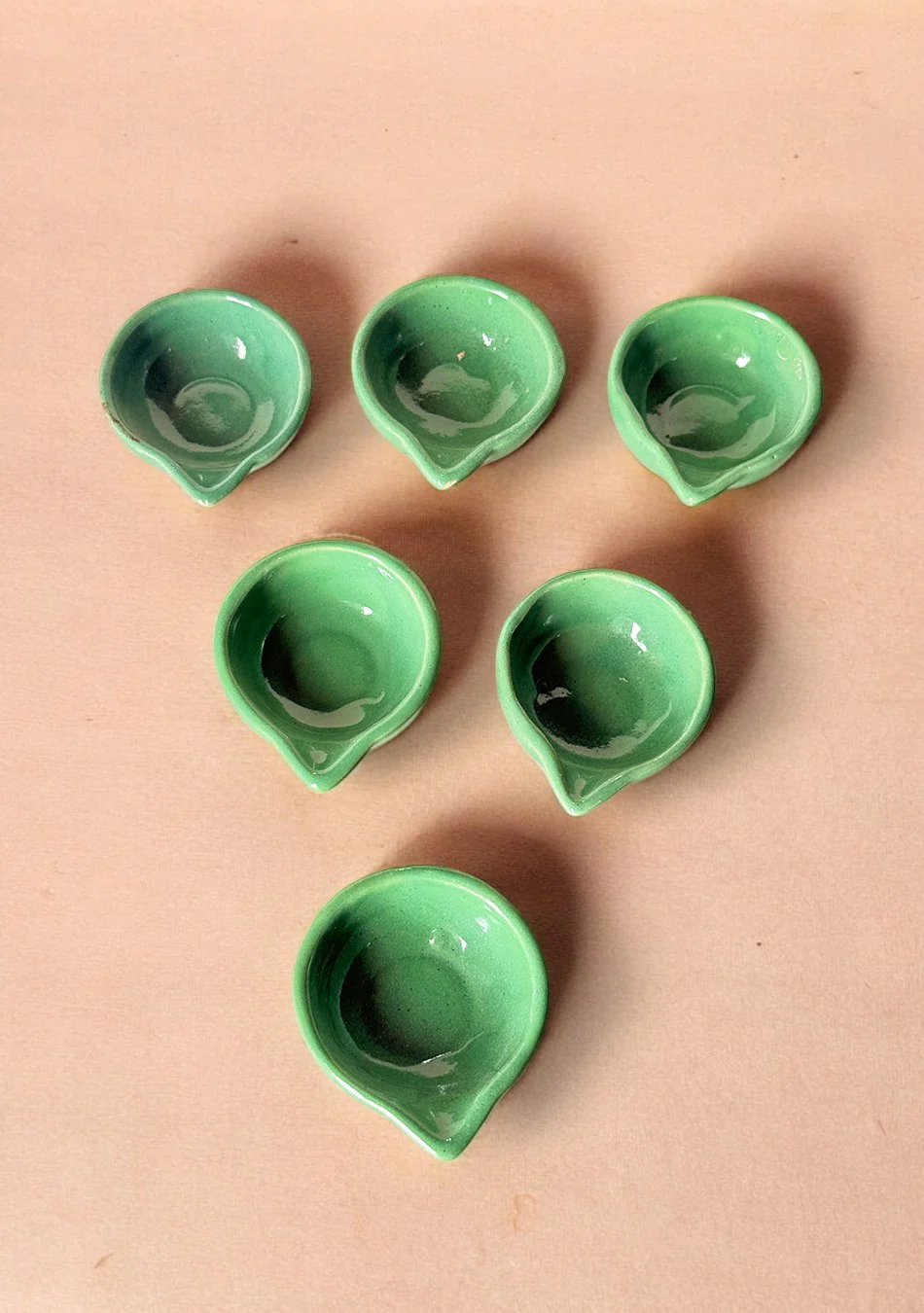 Green glazed diya set of 6 - Image 9