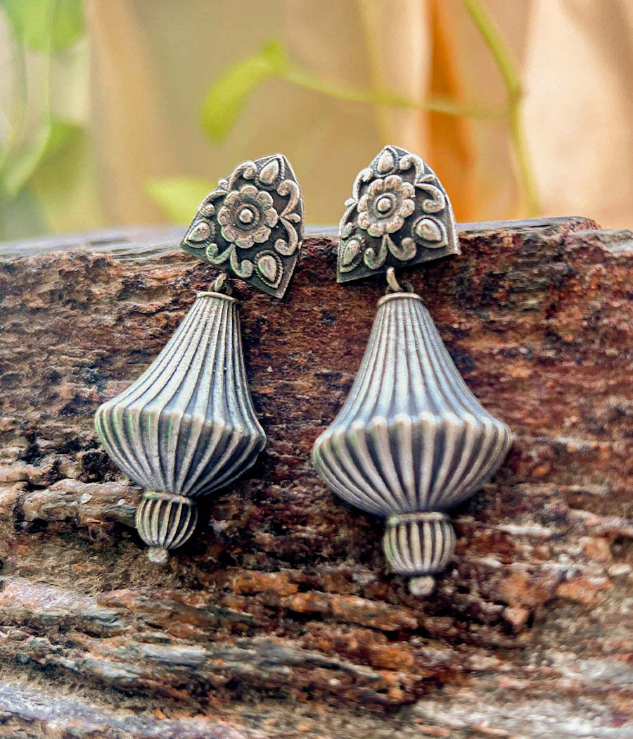 Dual Beat Dholak Shape Dangler - Image 4