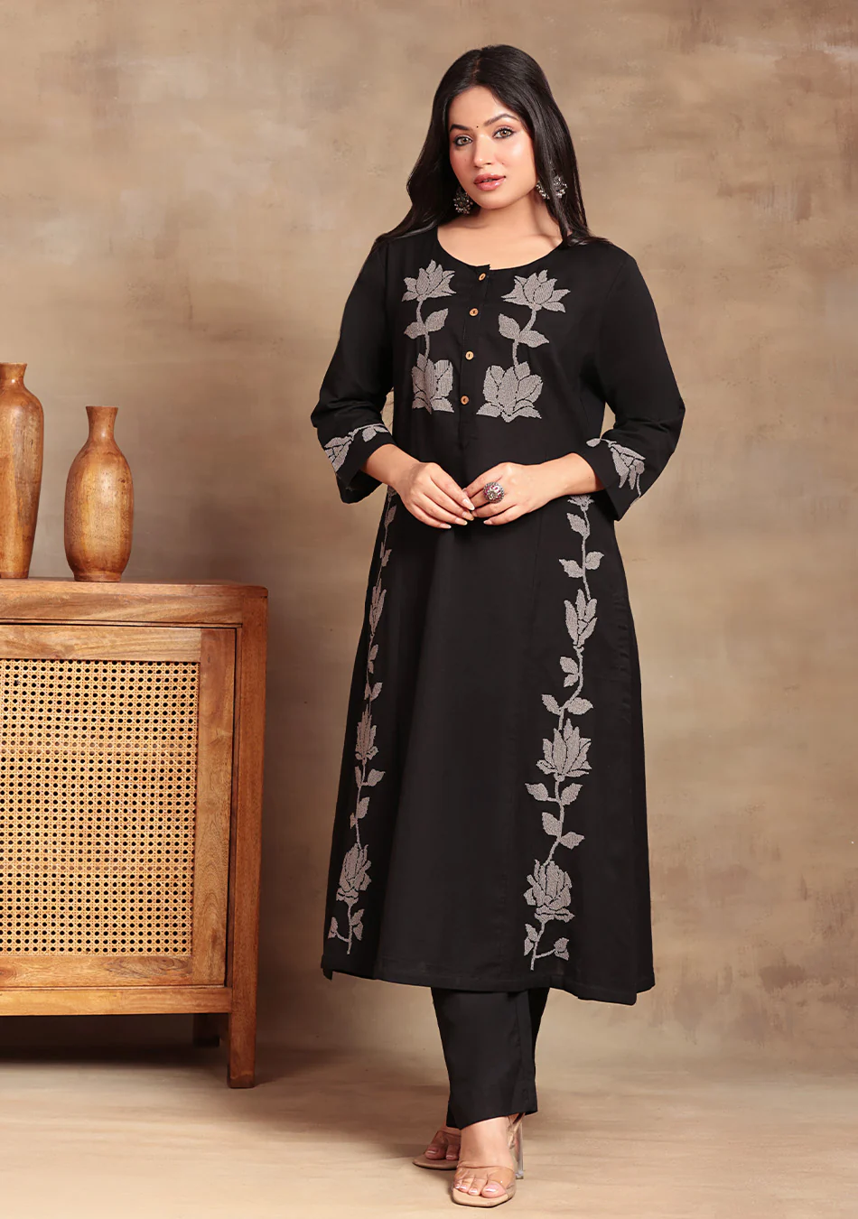 Aravalii Noir Bloom Co-ord Set