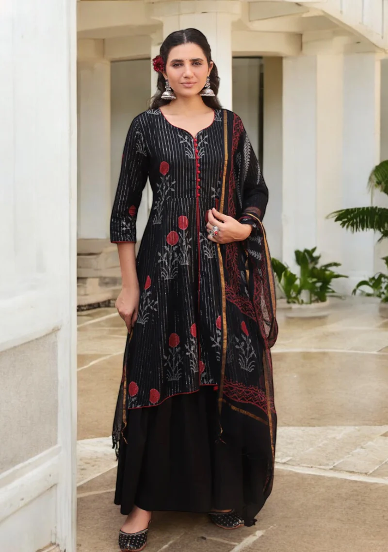 Aravalii Noir Gulnaar Sharara Set - Image 3