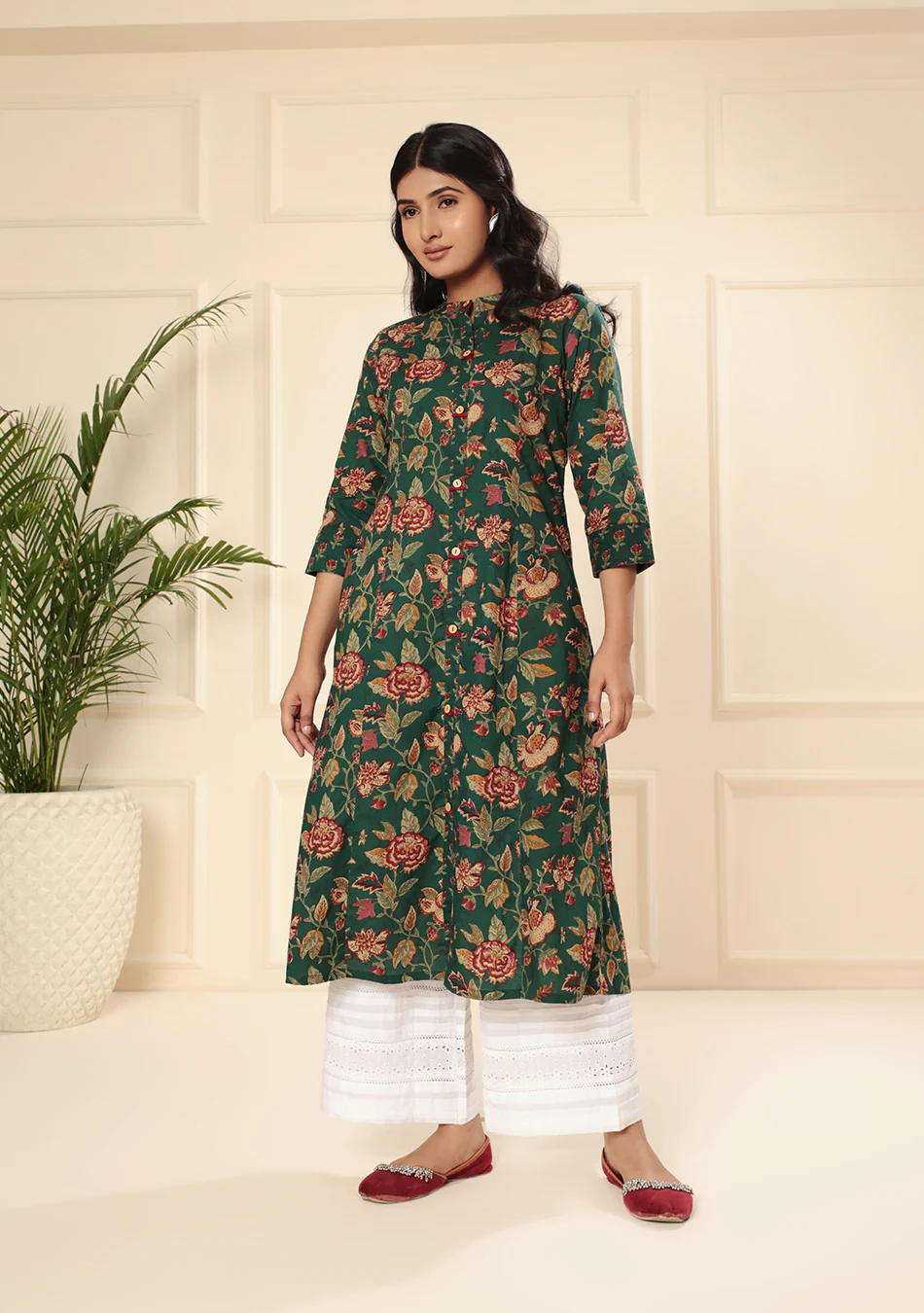 Emerald Bloom Floral Print A-Line Kurta - Image 3